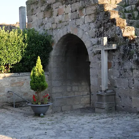Casinha Portas Castelo Bom